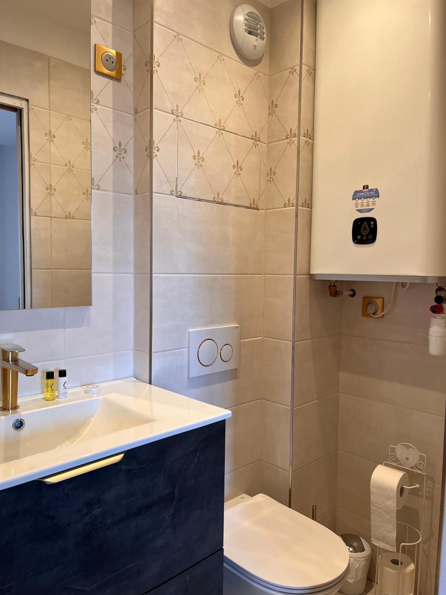 Hdg Hotel Gare De L'Isle Adam Appart'S Hotel Parmain Ngoại thất bức ảnh