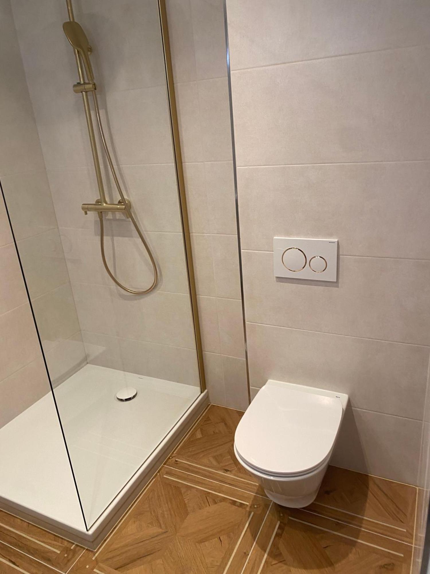 Hdg Hotel Gare De L'Isle Adam Appart'S Hotel Parmain Ngoại thất bức ảnh