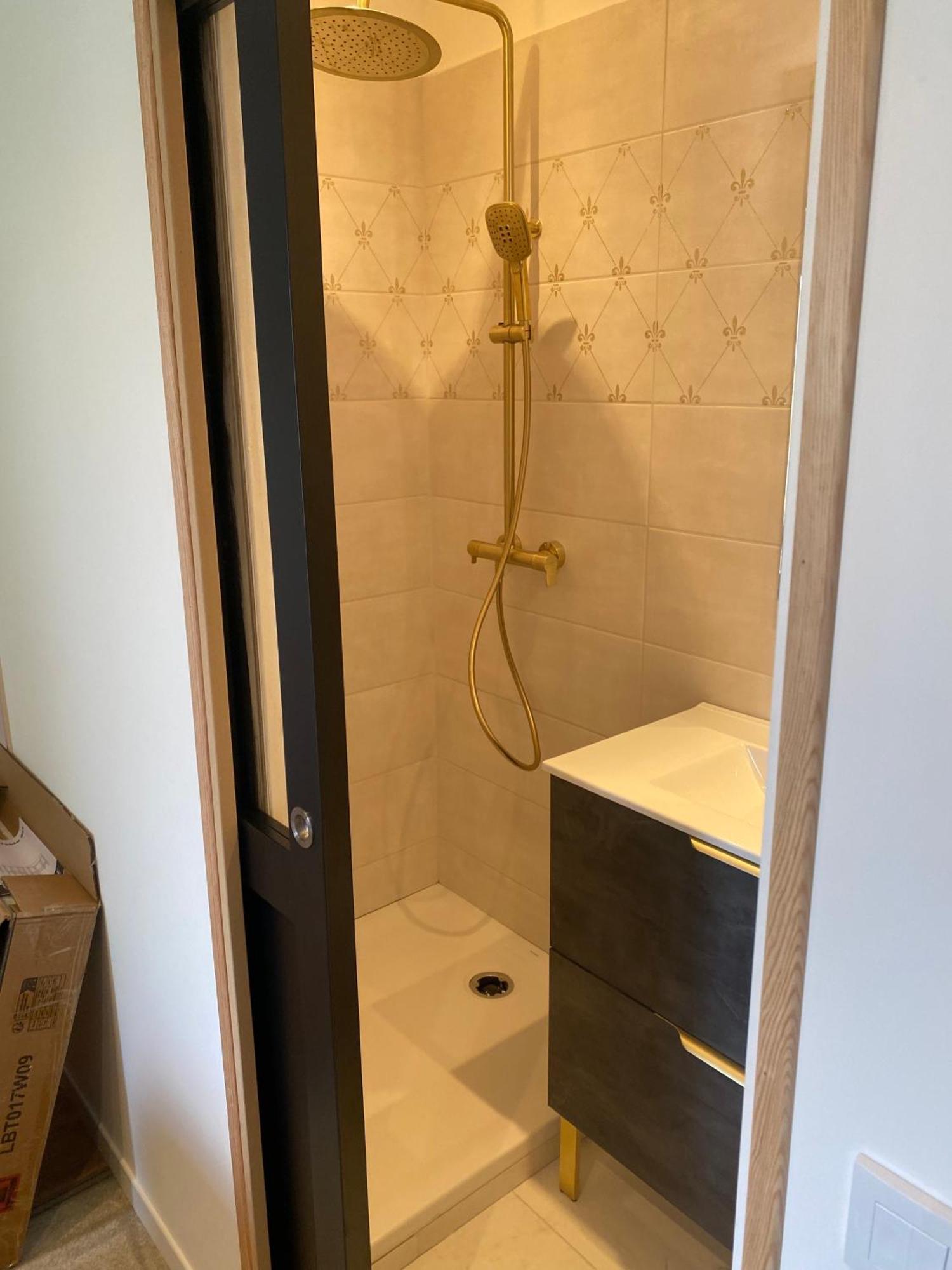 Hdg Hotel Gare De L'Isle Adam Appart'S Hotel Parmain Ngoại thất bức ảnh
