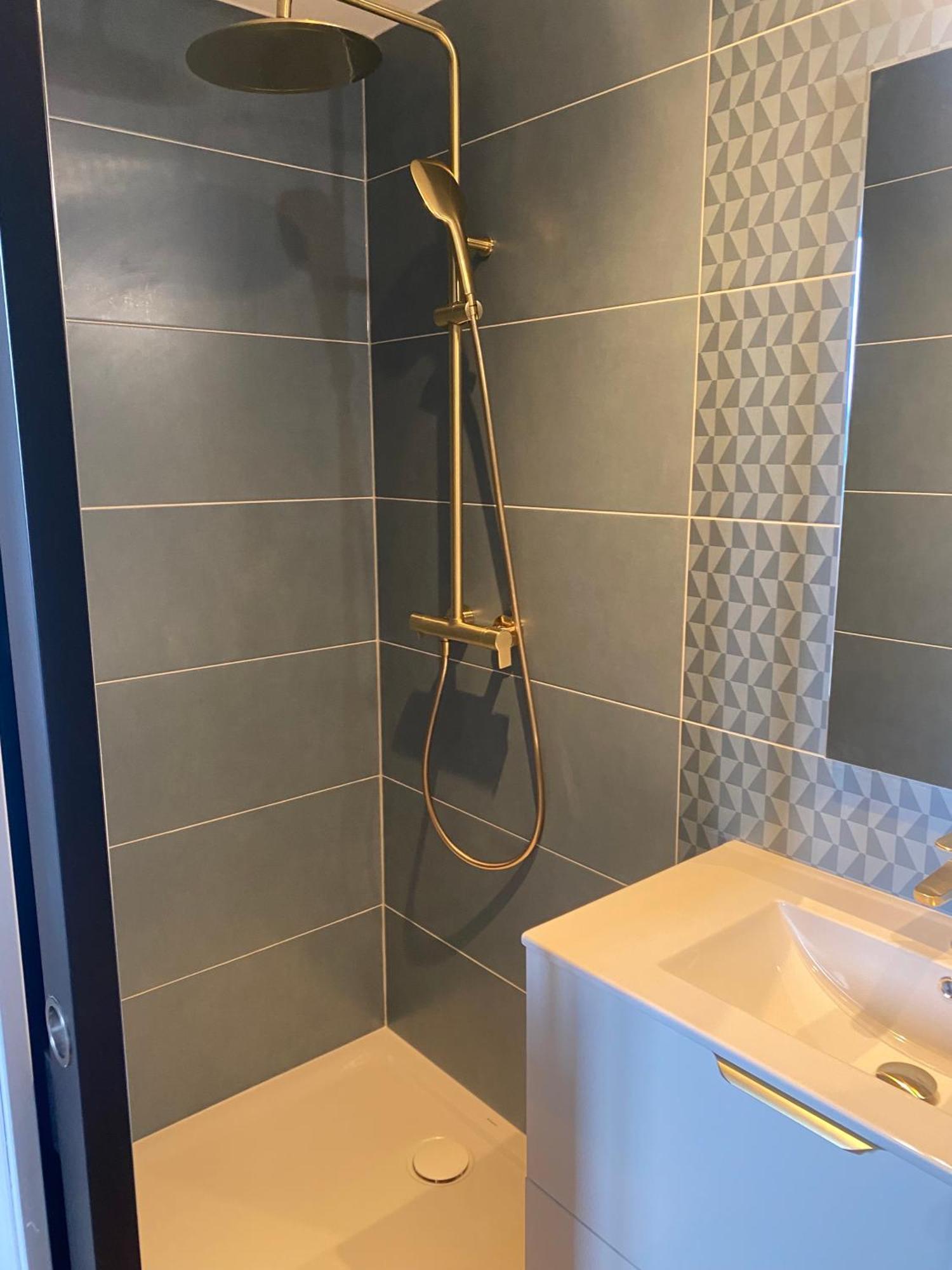 Hdg Hotel Gare De L'Isle Adam Appart'S Hotel Parmain Ngoại thất bức ảnh