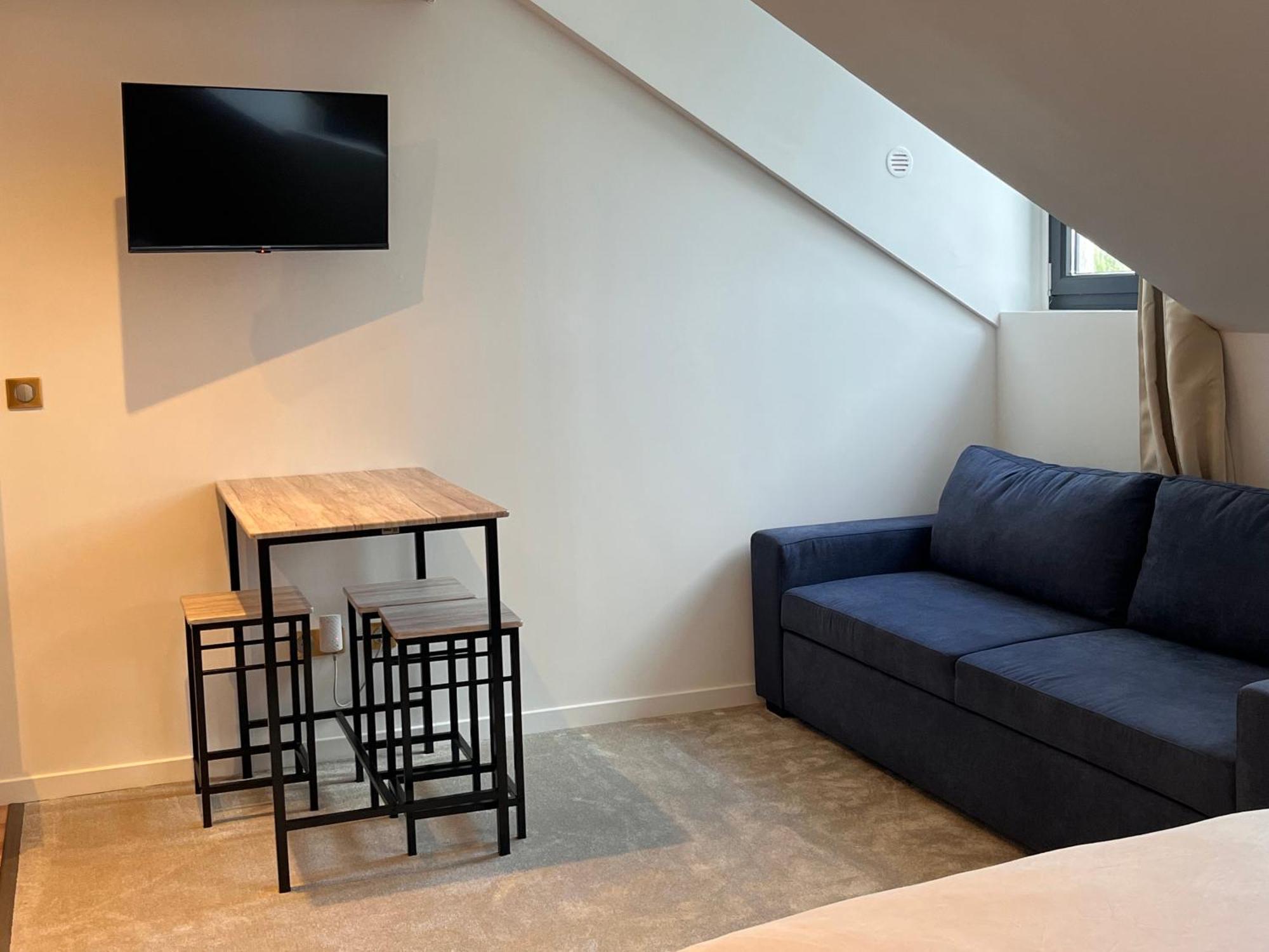 Hdg Hotel Gare De L'Isle Adam Appart'S Hotel Parmain Ngoại thất bức ảnh