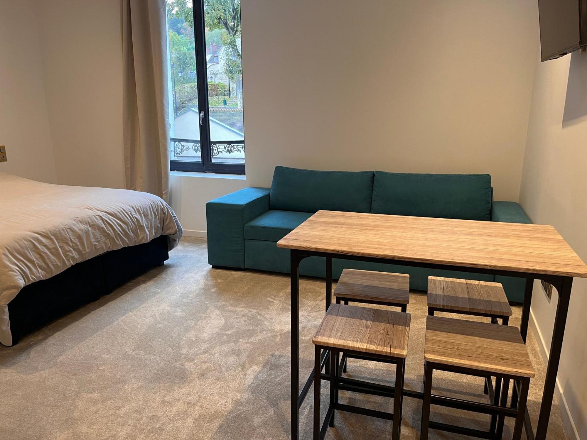 Hdg Hotel Gare De L'Isle Adam Appart'S Hotel Parmain Ngoại thất bức ảnh